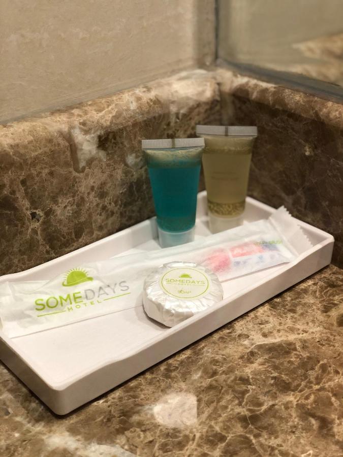 אל הופוף Somedays Hotel Suites מראה חיצוני תמונה