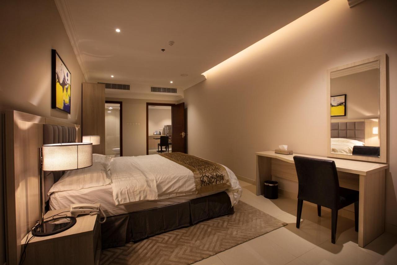 אל הופוף Somedays Hotel Suites מראה חיצוני תמונה