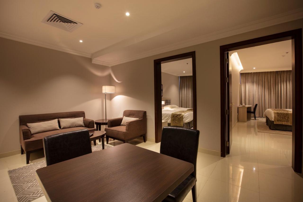 אל הופוף Somedays Hotel Suites מראה חיצוני תמונה