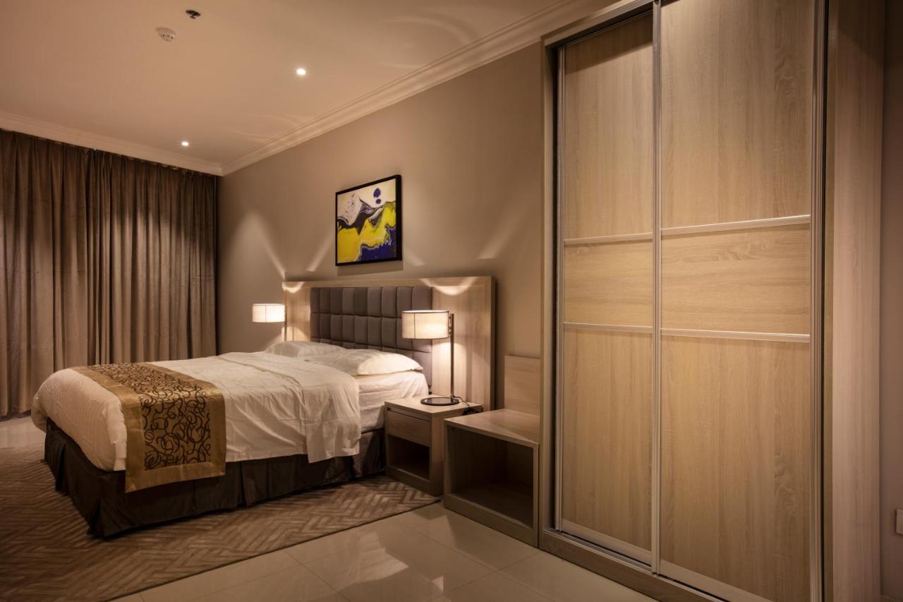 אל הופוף Somedays Hotel Suites מראה חיצוני תמונה